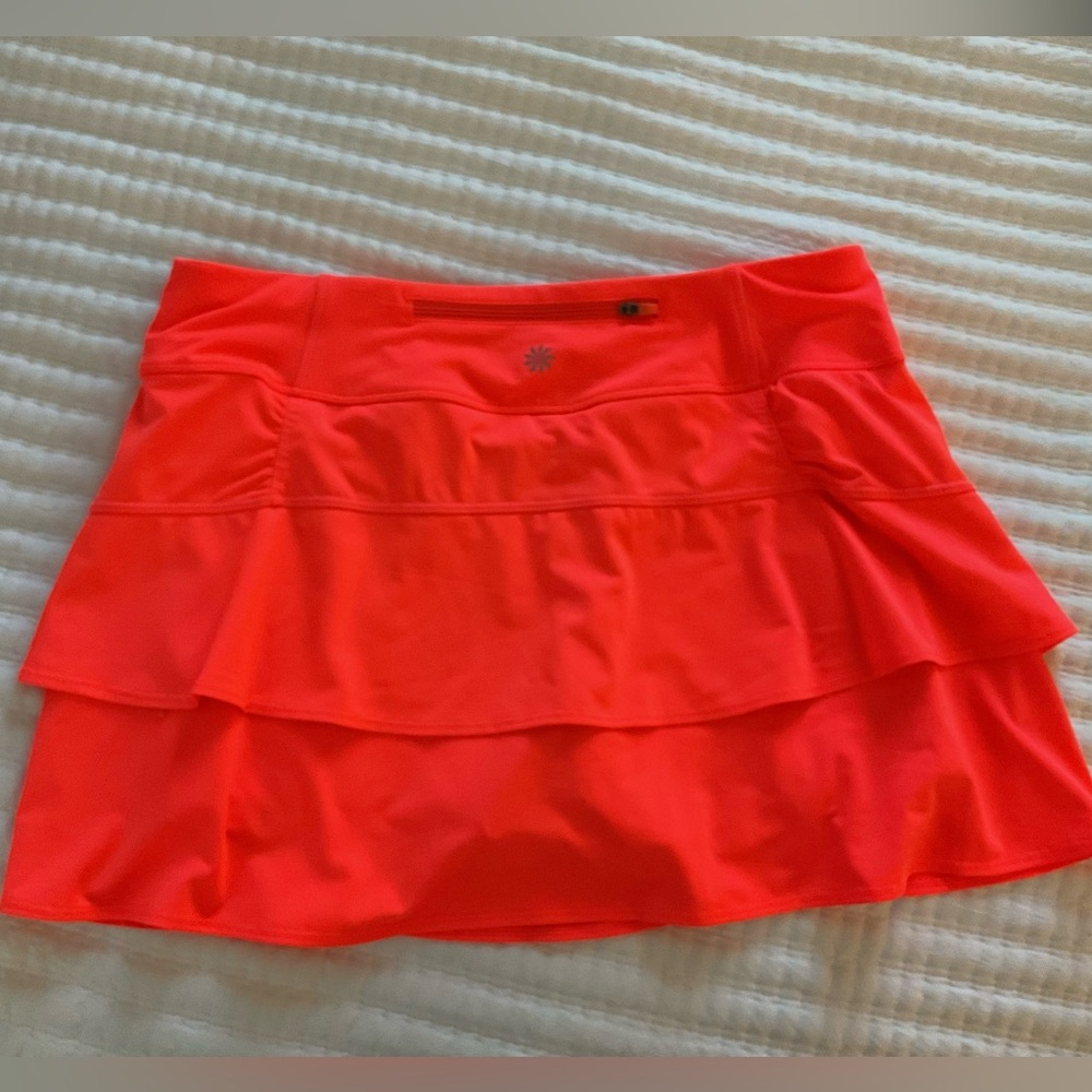 Athleta bright orange tiered ruffle tennis pickleball athletic skirt size M